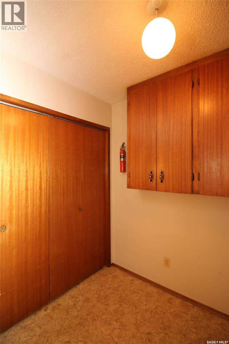 223 2nd STREET W — photo 27 of 40