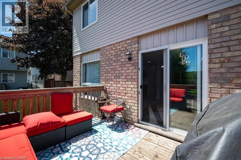 84 WESTMEADOW Drive Unit# 1 — photo 35 of 40