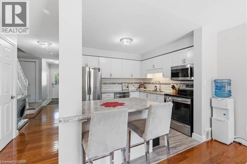 84 WESTMEADOW Drive Unit# 1 — photo 10 of 40