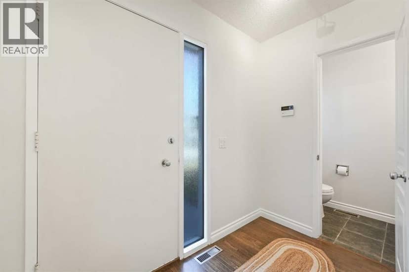 6, 2815 Palliser Drive SW, Calgary, photo 5