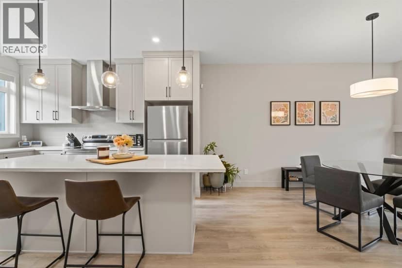 52 Royal Elm Green NW — photo 14 of 36