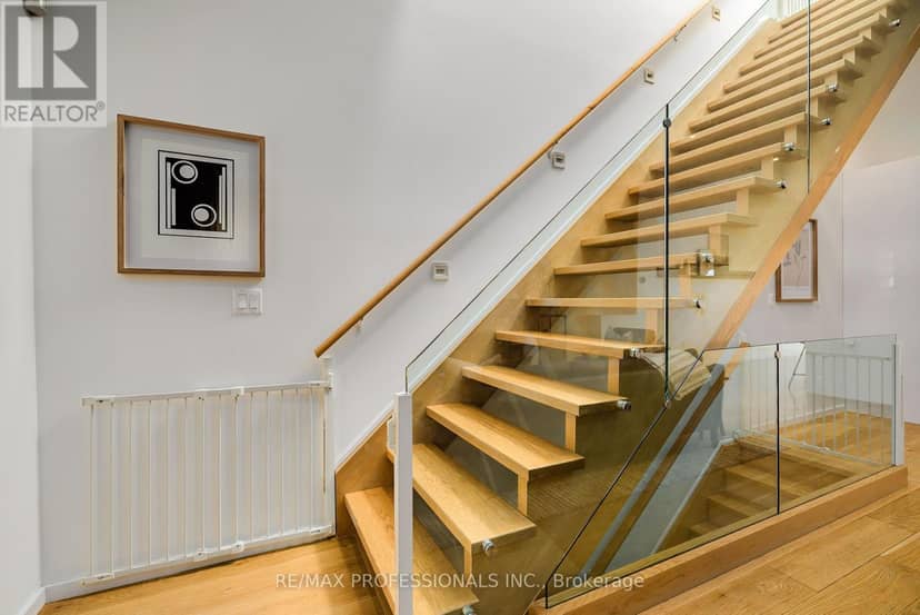 777 Eastern Avenue, Toronto, photo 6