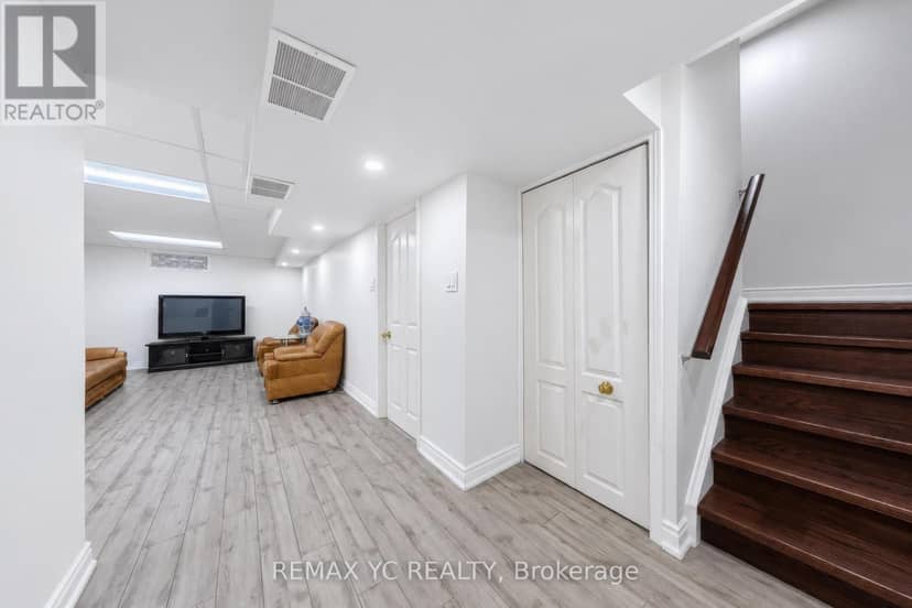 52 - 4635 Regents Terrace — photo 39 of 40