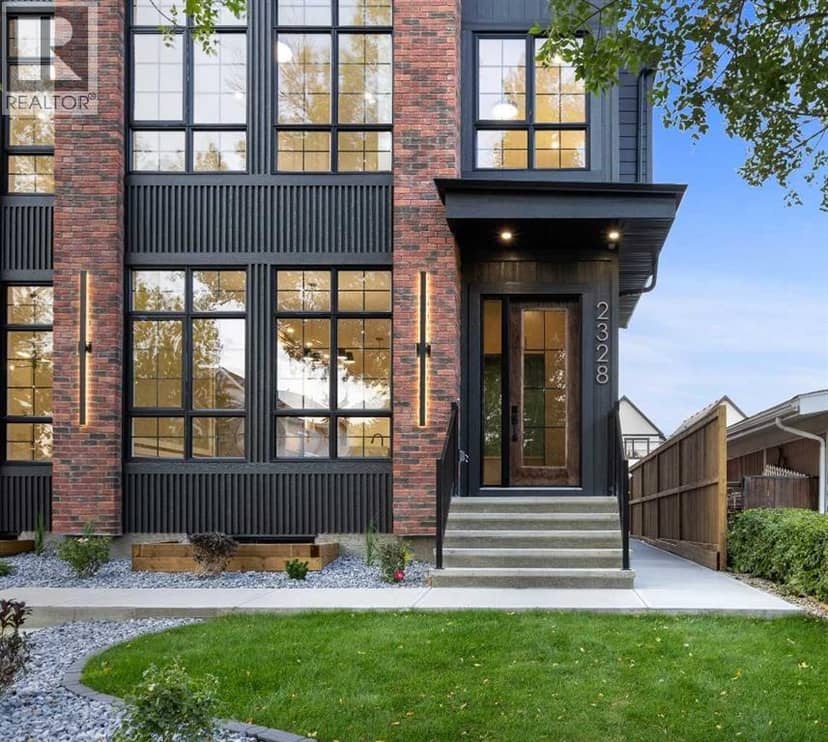 2328 54 Avenue SW, Calgary
