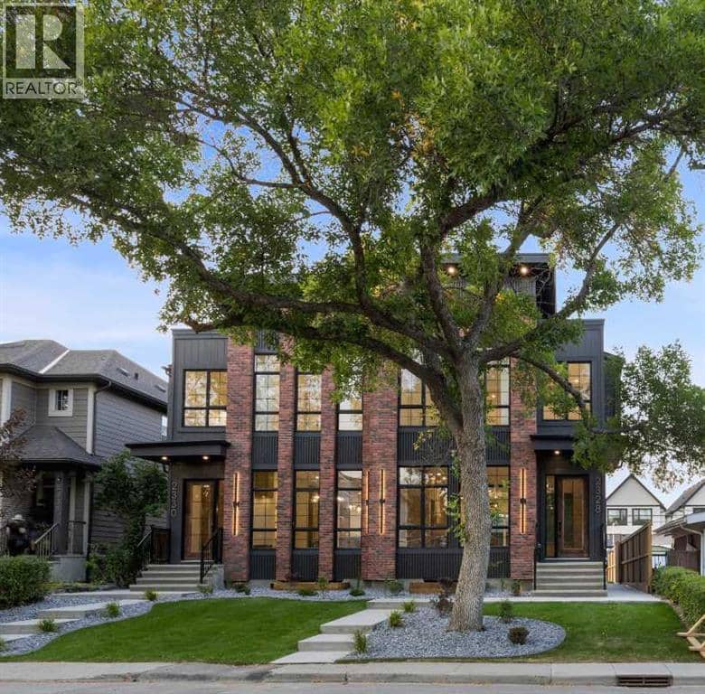 2328 54 Avenue SW, Calgary, photo 3