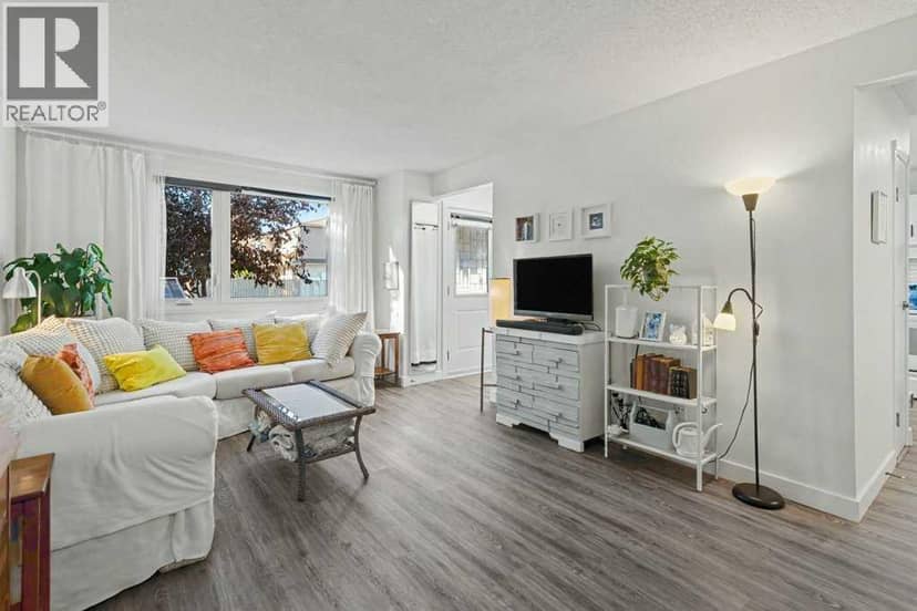 8N, 203 Lynnview Road SE, Calgary, photo 3