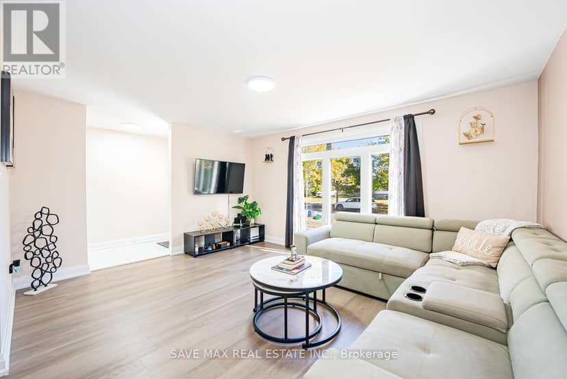 38 Manley Crescent — photo 11 of 40