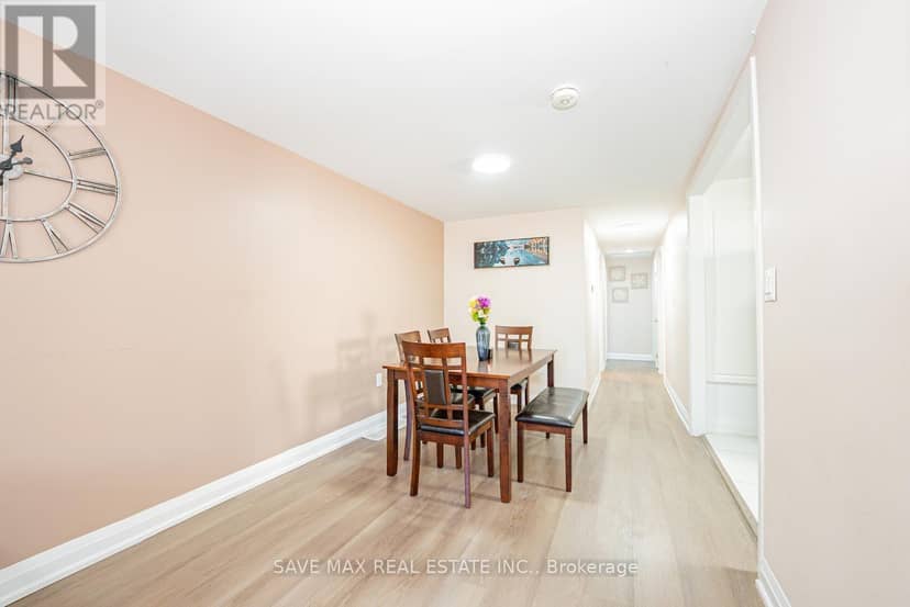 38 Manley Crescent — photo 13 of 40