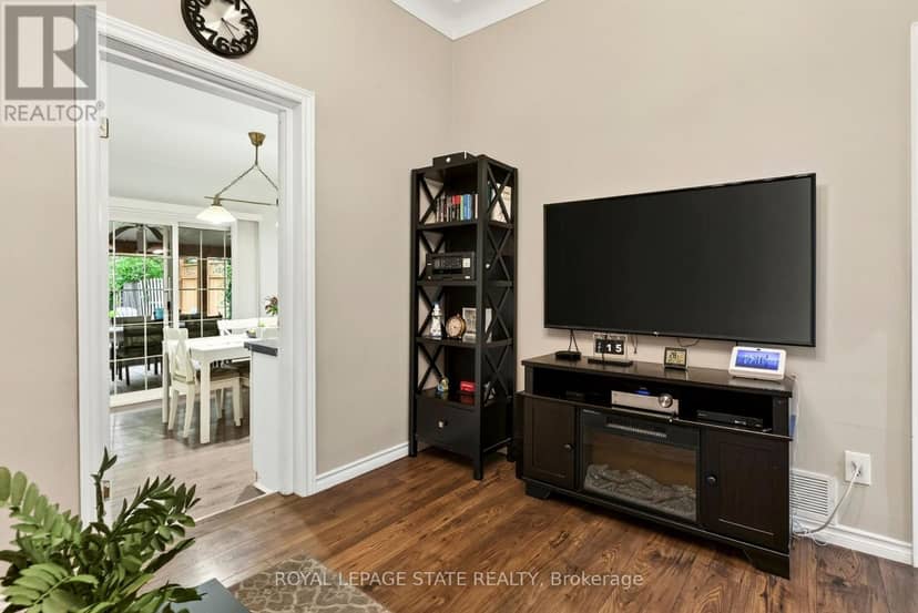 66 Beechwood Avenue — photo 9 of 40
