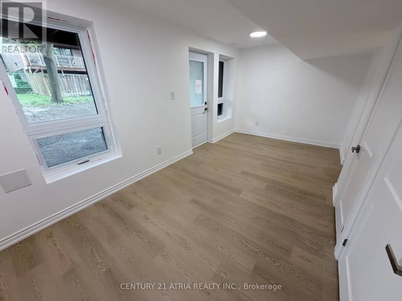 Unit 5 - 11 Plaisance Road — photo 20 of 34
