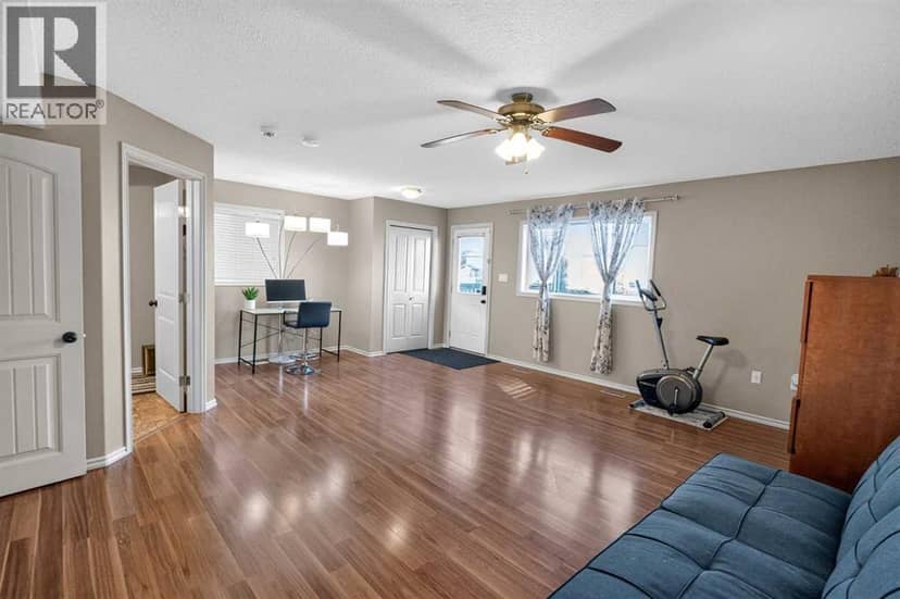 8914 71 Avenue — photo 16 of 28