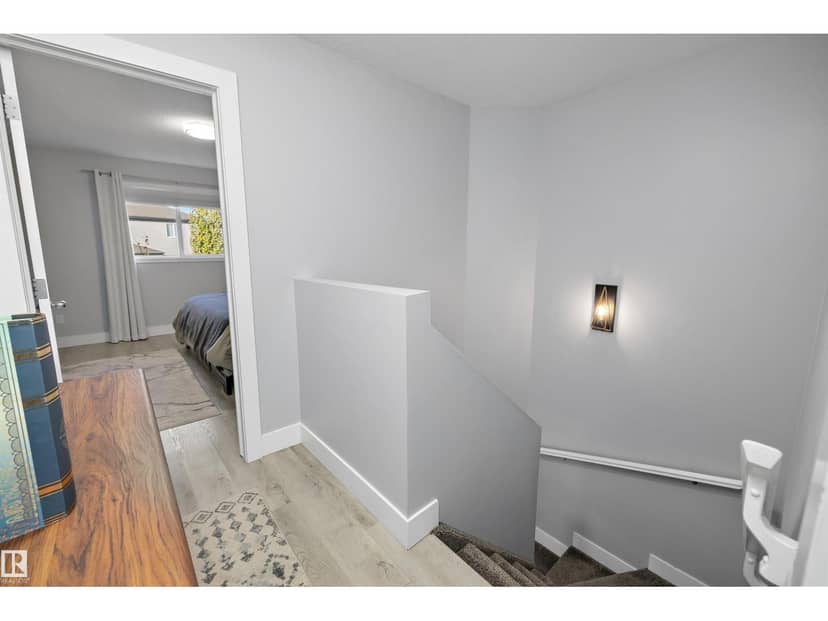 13984 137 ST NW — photo 24 of 40
