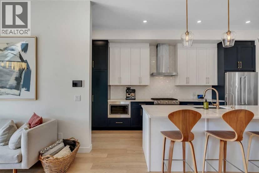5215 4A Street SW — photo 15 of 40