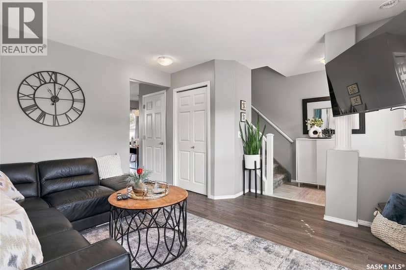8 300 MacCormack ROAD — photo 6 of 24