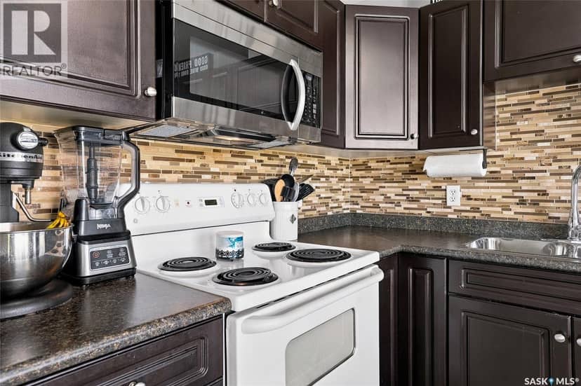 8 300 MacCormack ROAD — photo 9 of 24