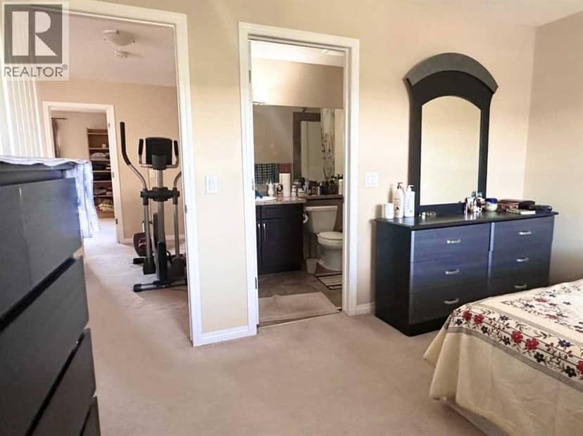 31 Skyview Springs Rise NE — photo 15 of 29