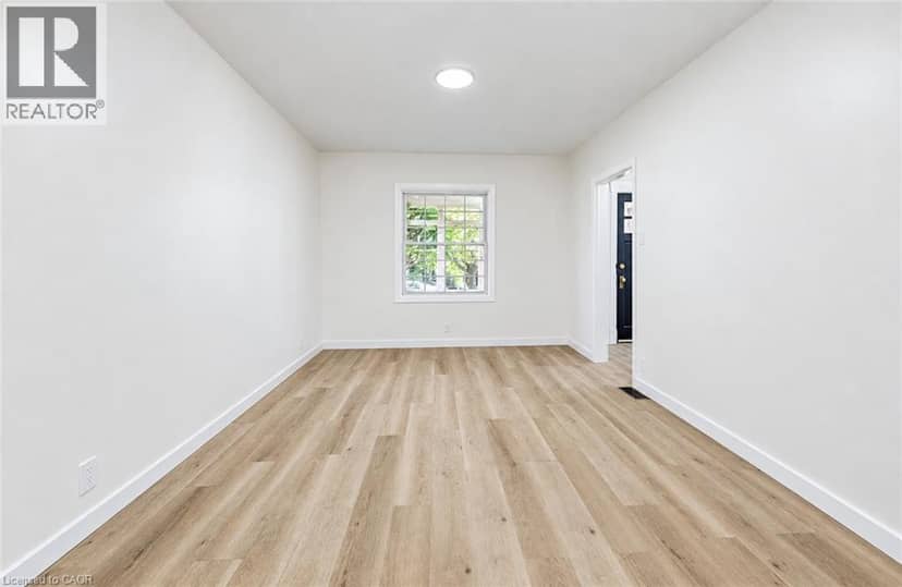 18 EARL Street — photo 13 of 30