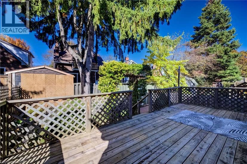 18 EARL Street — photo 22 of 30