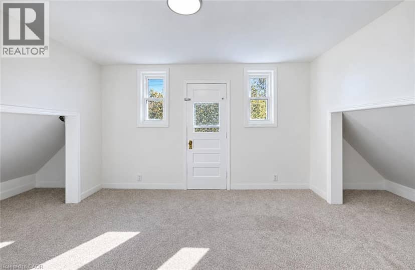 18 EARL Street — photo 14 of 30