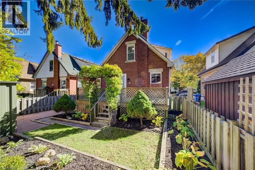 18 EARL Street — photo 24 of 30