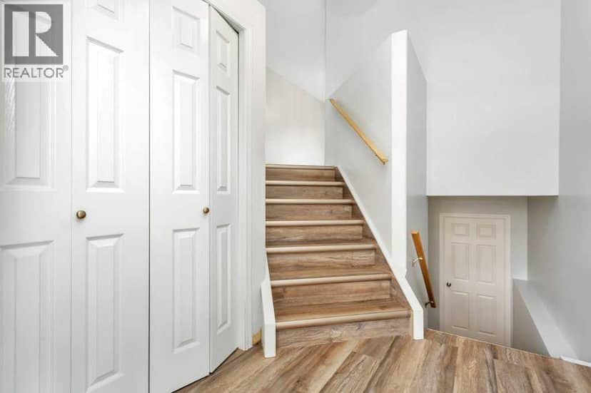 108 Old Boomer Road, Sylvan Lake, photo 3
