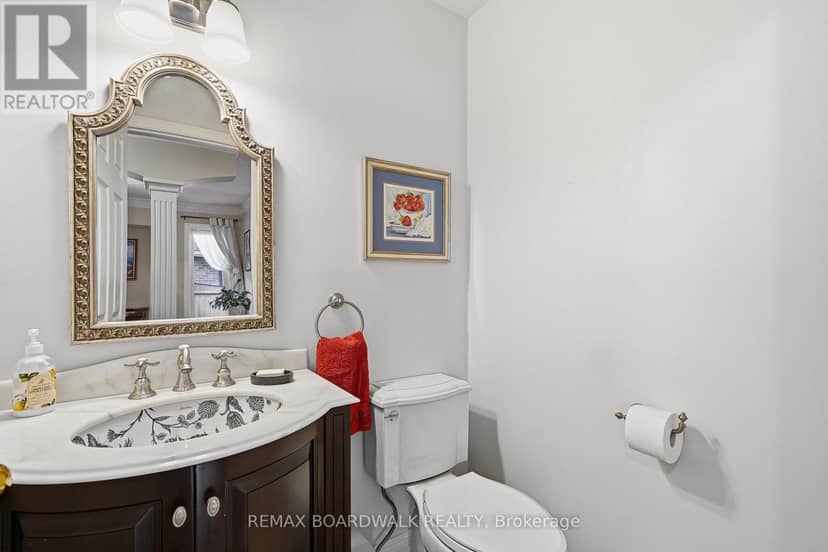 19 Cullen Court — photo 10 of 40