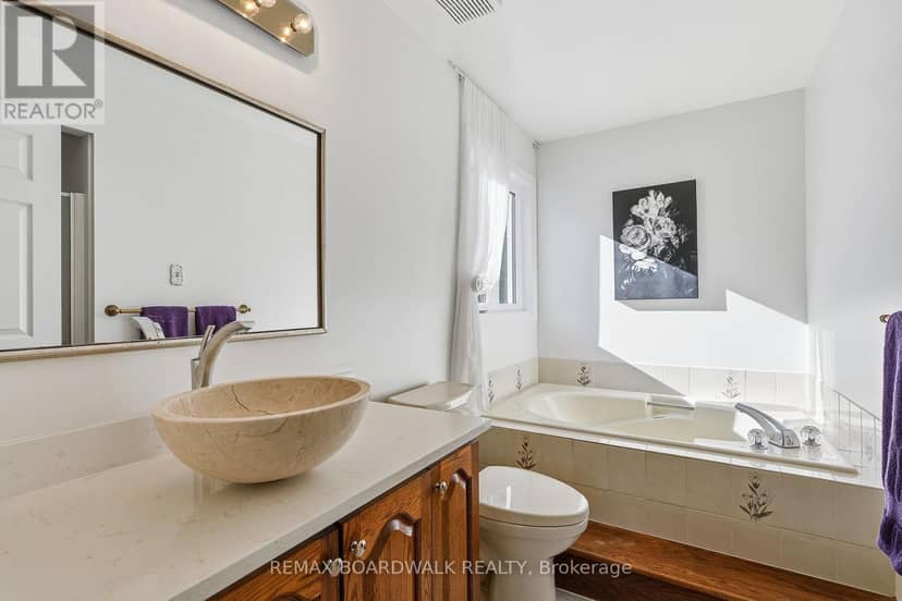 19 Cullen Court — photo 29 of 40