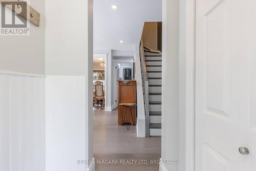 93 First Street — photo 19 of 34