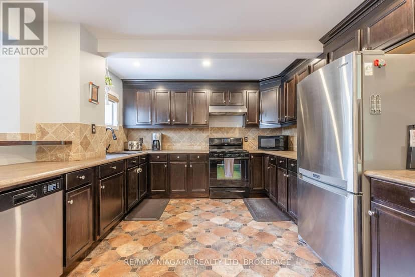93 First Street, Welland, photo 8