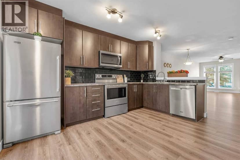 403, 2445 Kingsland Road S — photo 10 of 34