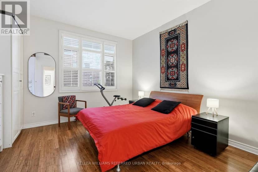 58 St Nicholas Street, Toronto, photo 5