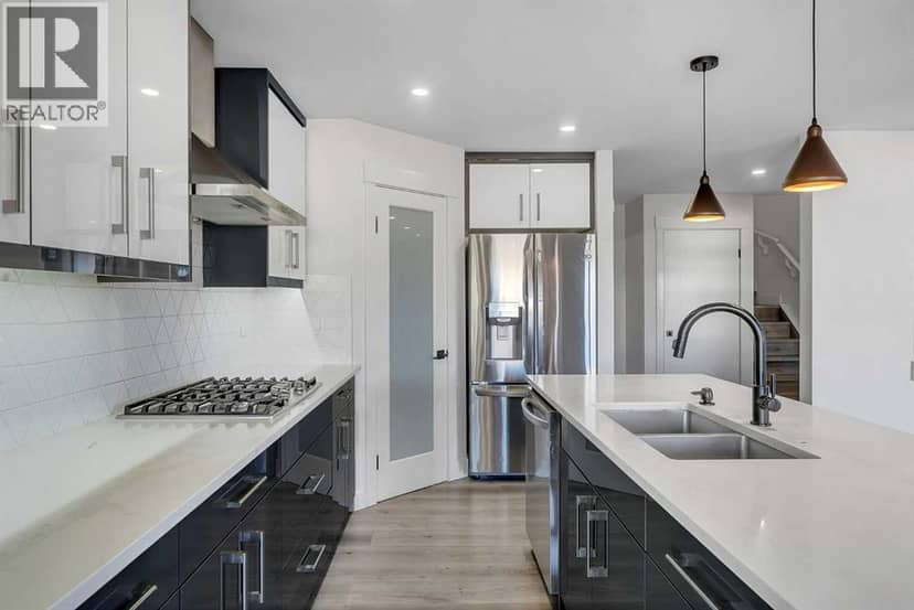 282 Saddlefield Place NE — photo 14 of 40