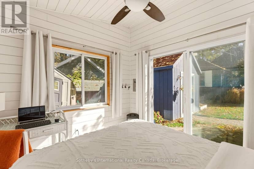 3211 Crescent Bay Road — photo 14 of 40