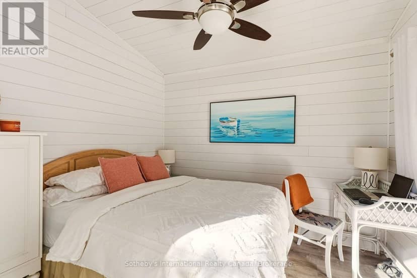 3211 Crescent Bay Road — photo 15 of 40