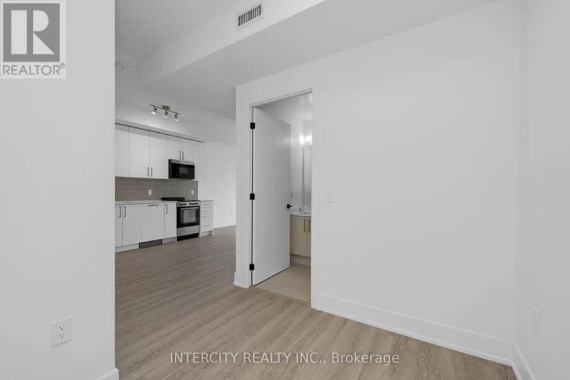 227 - 2075 King Road — photo 12 of 40