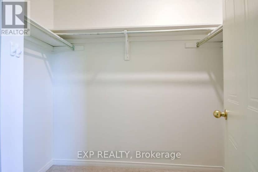 14 - 492 Laclie Street — photo 10 of 15