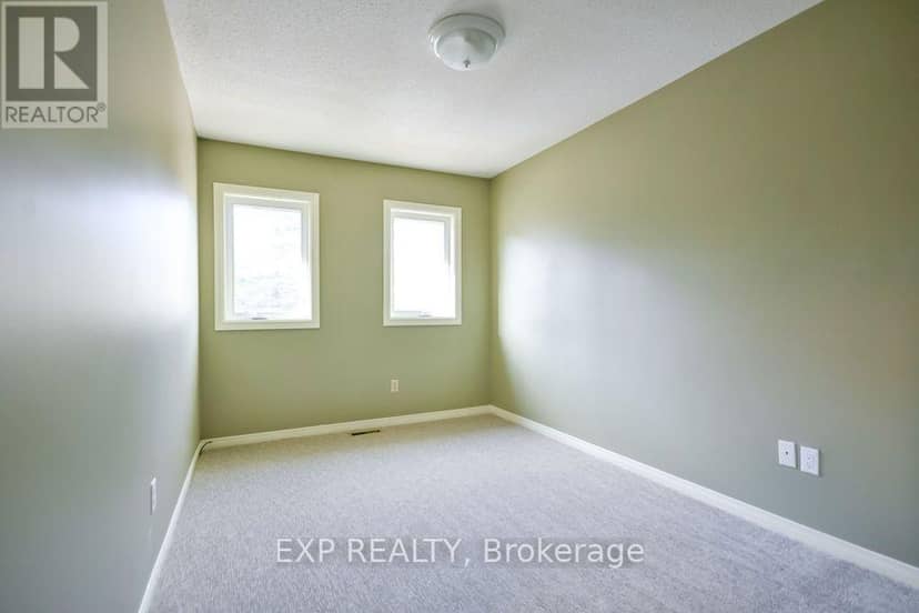 14 - 492 Laclie Street — photo 11 of 15