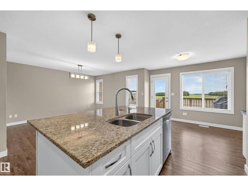 186 Reed Pl — photo 25 of 40