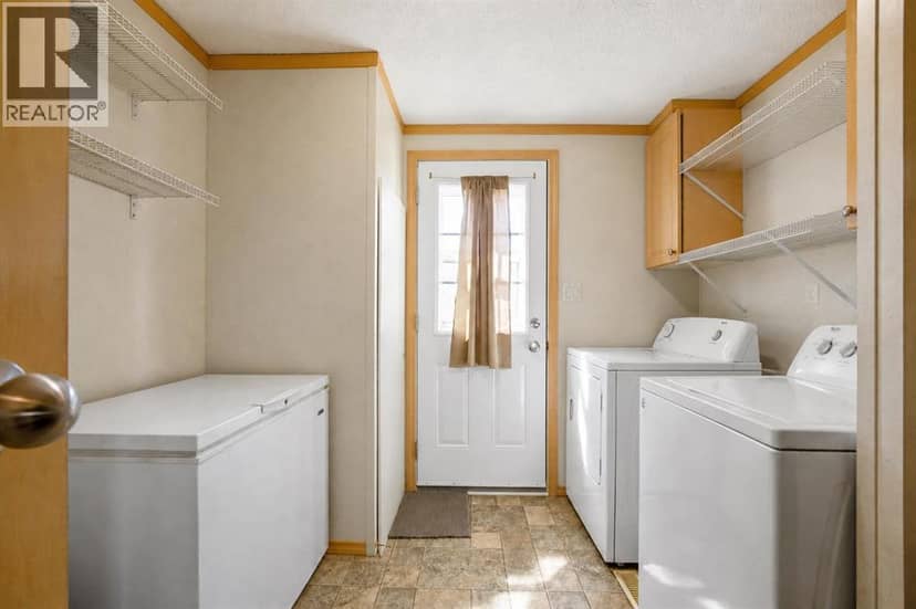 232080 Range Road 250 — photo 18 of 38