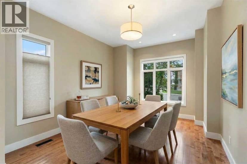 5012 20 Street SW — photo 17 of 40