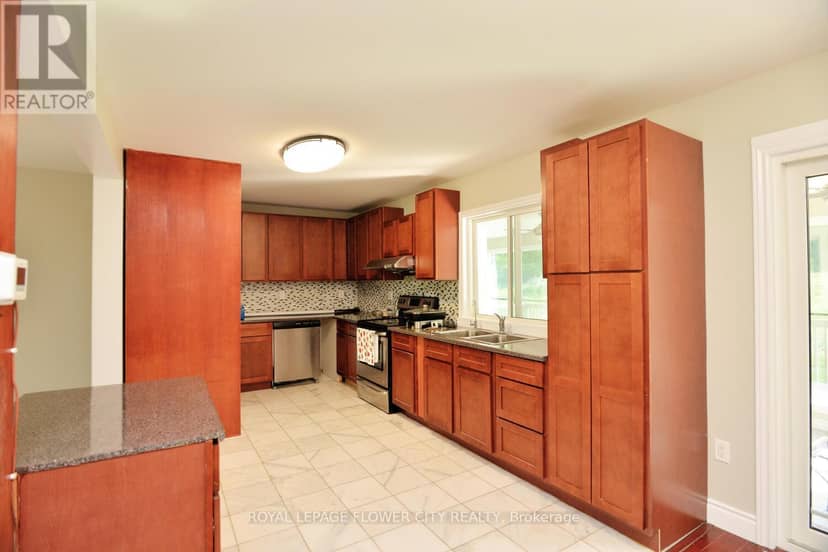 15790 Mississauga Road — photo 14 of 40