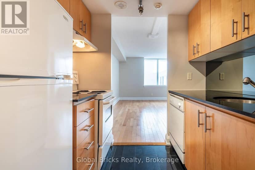 901 - 2737 Keele Street, Toronto, photo 6