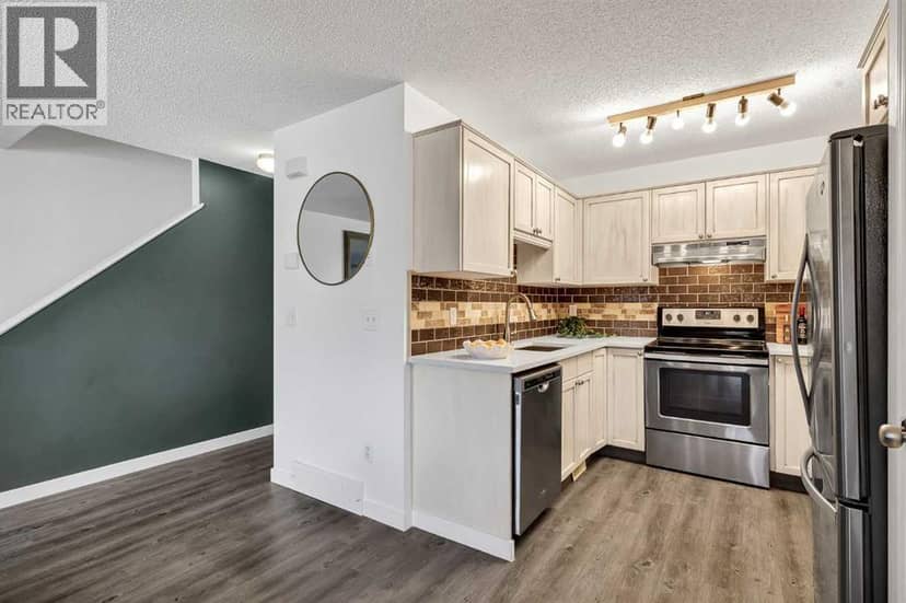 25, 156 Canoe Drive SW — photo 11 of 40