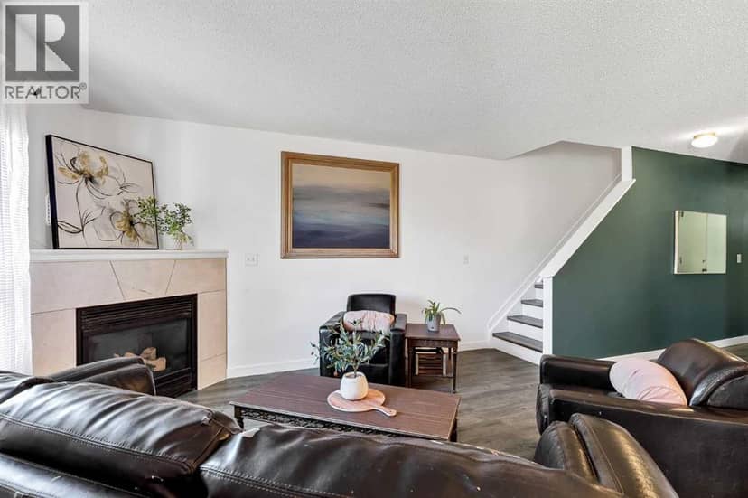 25, 156 Canoe Drive SW, Airdrie, photo 4