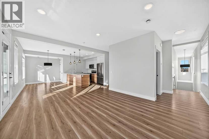 4405 Seton Drive SE — photo 14 of 36