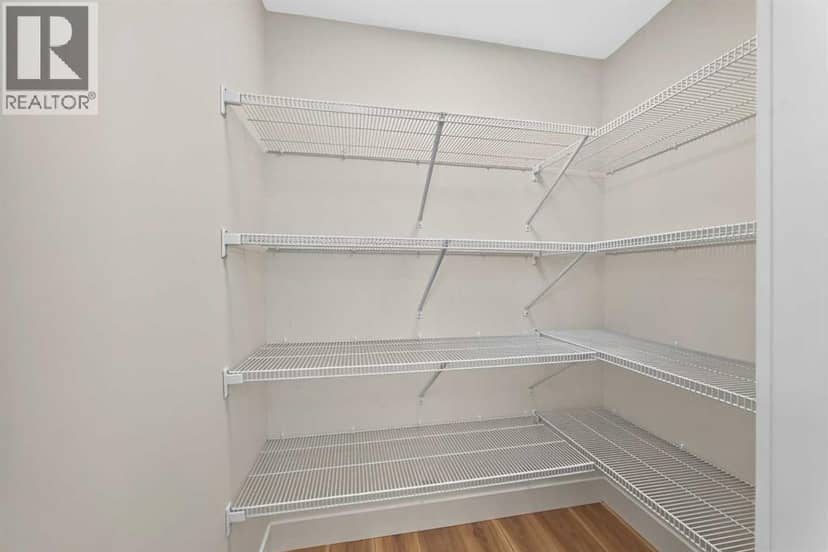 4405 Seton Drive SE — photo 16 of 36