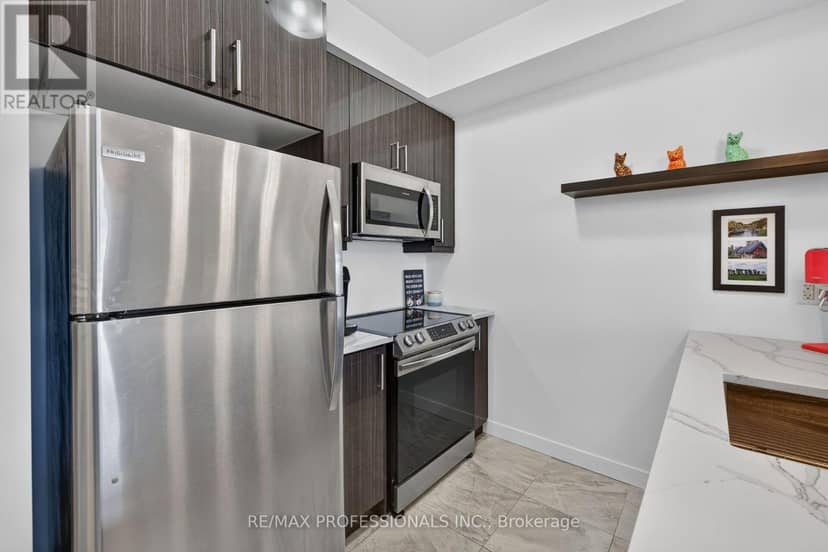 133 - 101 Shoreview Place — photo 10 of 38