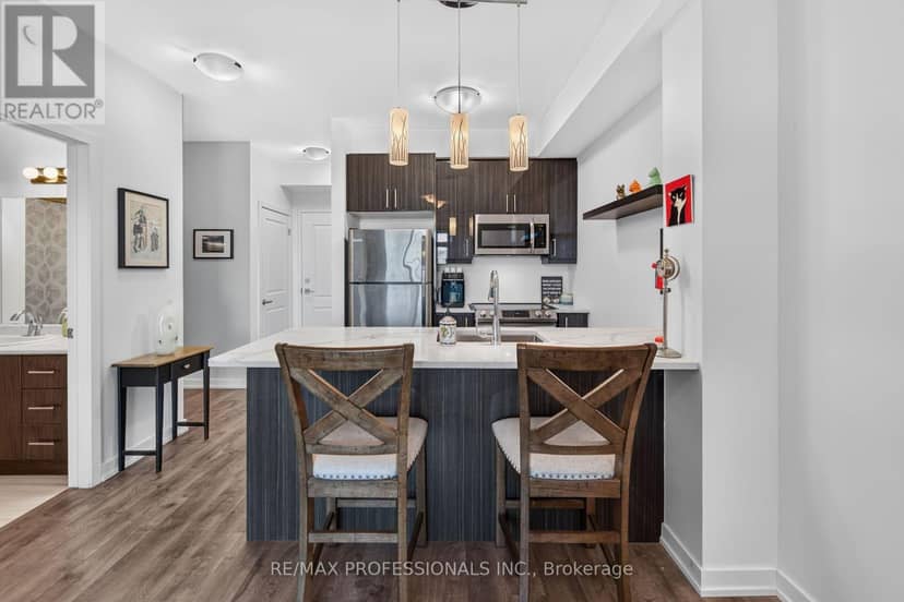 133 - 101 Shoreview Place — photo 12 of 38