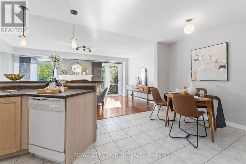 1523 Avonmore Square — photo 11 of 35