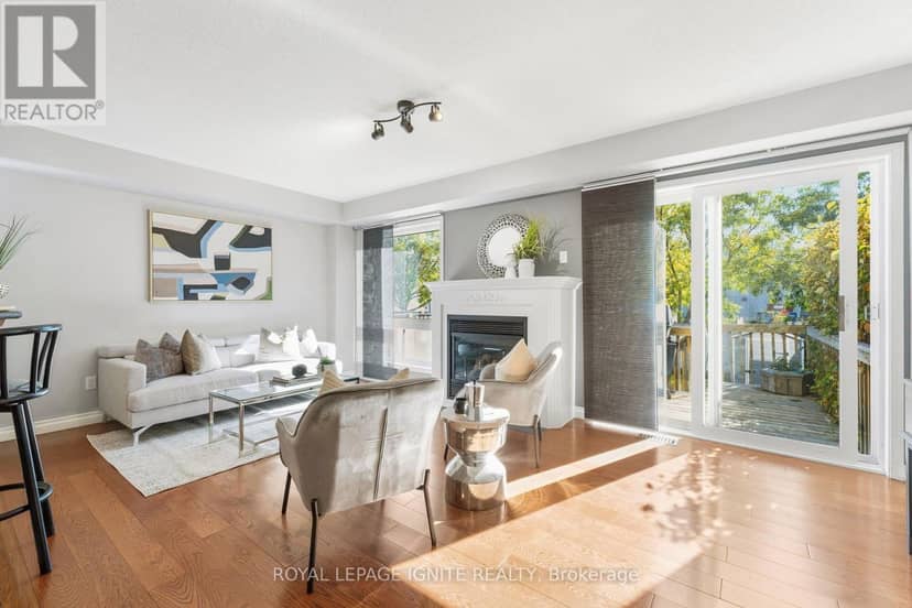 1523 Avonmore Square — photo 13 of 35